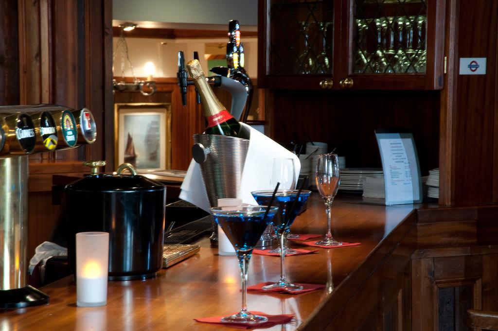 The Mariner Hotel แอเบอร์ดีน ภายนอก รูปภาพ